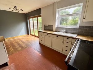 Open Plan Dining Kitchen- click for photo gallery